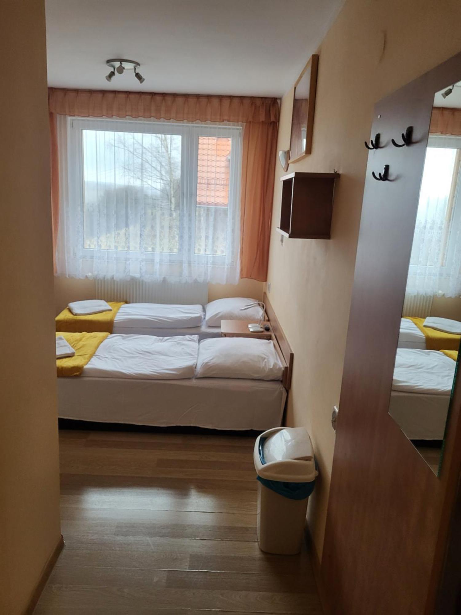 Hotel O.W.S. Strzecha Duszniki Zdrój Esterno foto