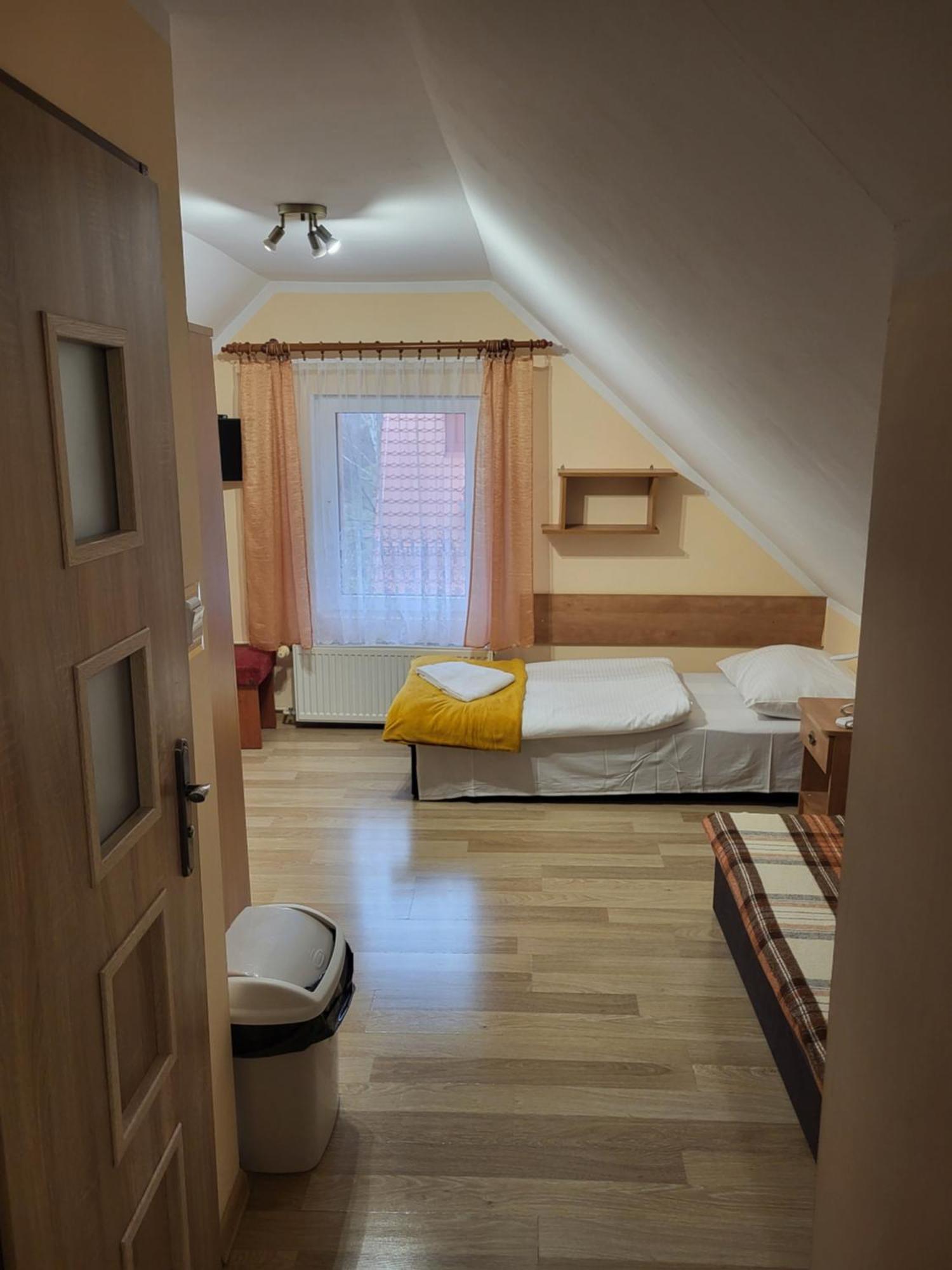 Hotel O.W.S. Strzecha Duszniki Zdrój Esterno foto